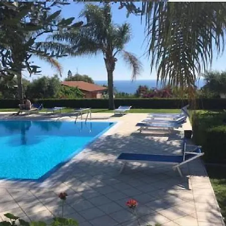 Delta Club Apart-hotel 4*
