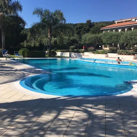 Delta Club