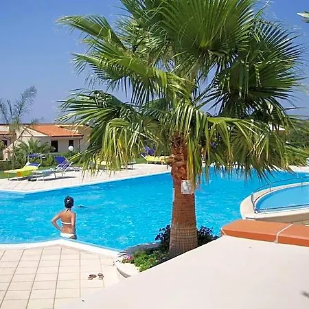 Delta Club 4* Capo Vaticano